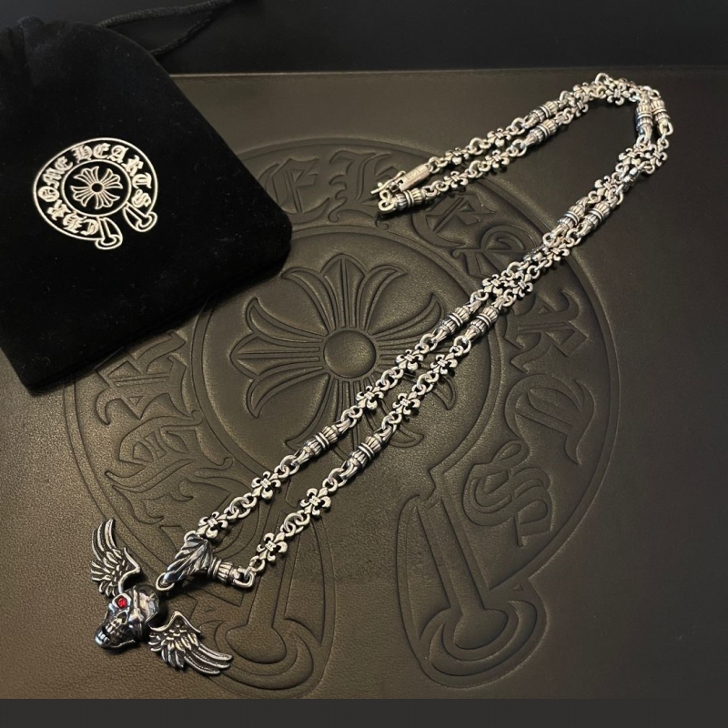 Ch**me He**ts necklaces